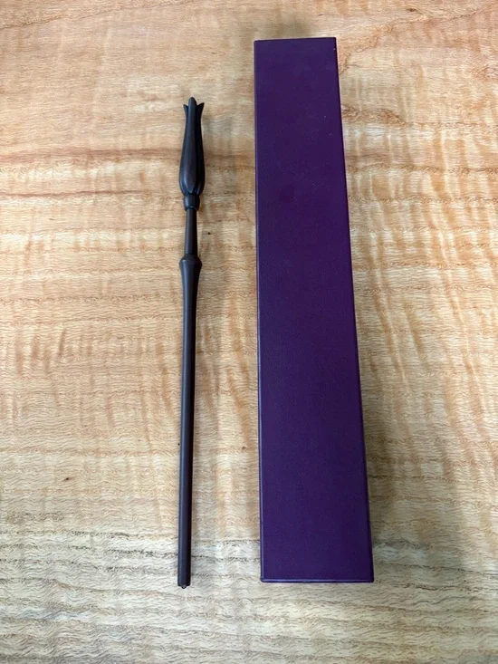 Harry Potter Universal Studios Luna Interactive Wand - Picture 2 of 6